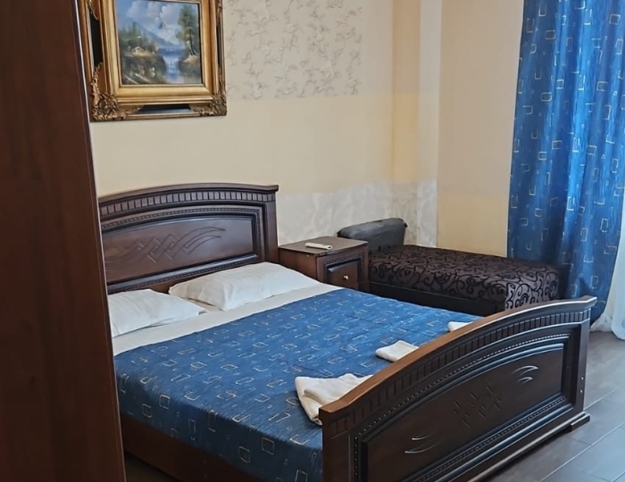 Стандарт 3 местный 1 комнатный стандарт - Отель «Золотая вилла Бугенвиллия» Гагра